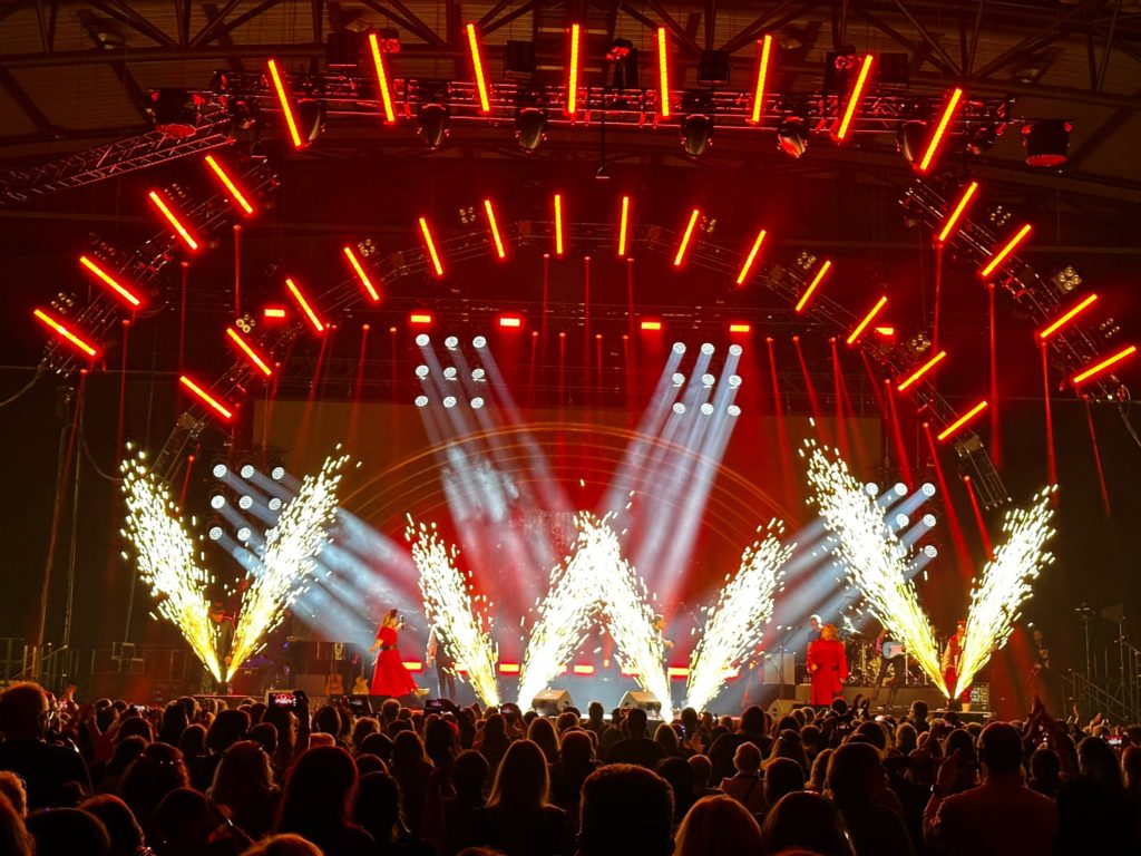 Feuershow
Maximilian Boy
Feuerkünstler
Nürnberg Bayern Deutschland